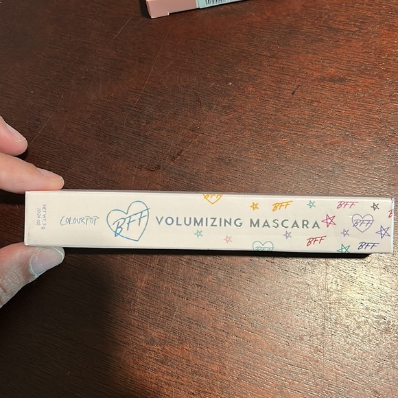Colourpop bundle - Picture 6 of 8